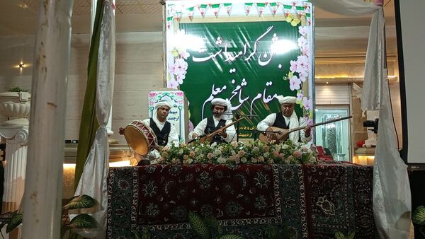 برگزاری جشن گرامیداشت مقام معلم در مه ولات