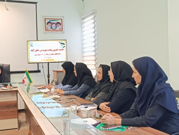 نشست خبری اصحاب رسانه با رییس اداره بهزیستی شهرستان خلیل آباد 