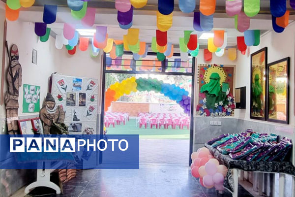 جشن شکوفه‌ها در دبستان آذر صابر ناحیه ۴ شیراز 