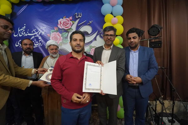 مراسم گرامیداشت روز معلم در شهرستان ورزنه