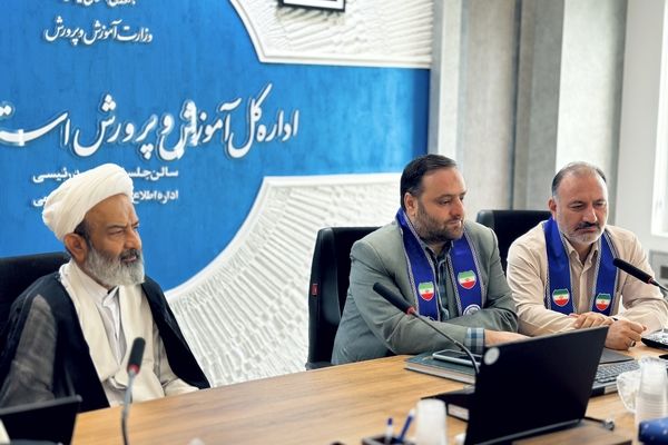 مجلس دانش‌آموزی فرصتی برای مشارکت دانش‌آموزان در فرآیندهای مهم تصمیم‌گیری است