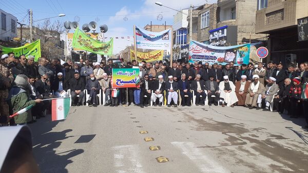 راهپیمایی باشکوه یوم الله ۲۲بهمن در شهرستان خواف