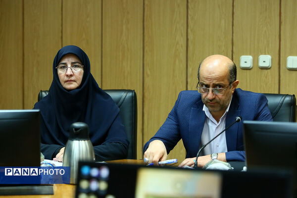 نشست صمیمانه وزیر آموزش و پرورش با معاونان مدارس