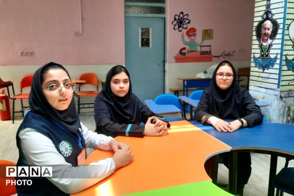 نمایش توانمندی‌های علمی دانش‌آموزان شهریار در جشنواره خوارزمی، محور علوم آزمایشگاهی