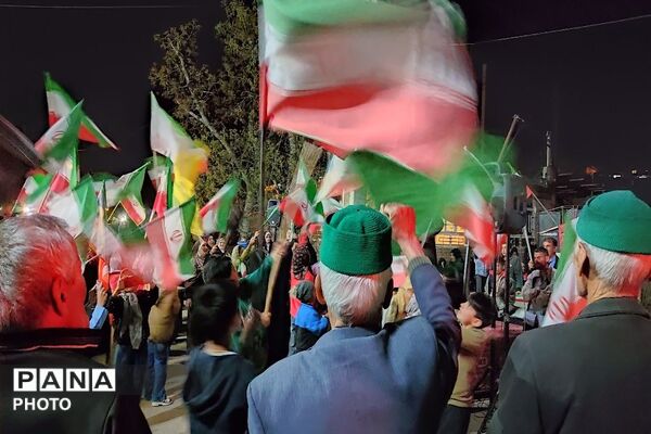 هجدهمین شب از اجتماعات خیابانی در شهر بار نیشابور
