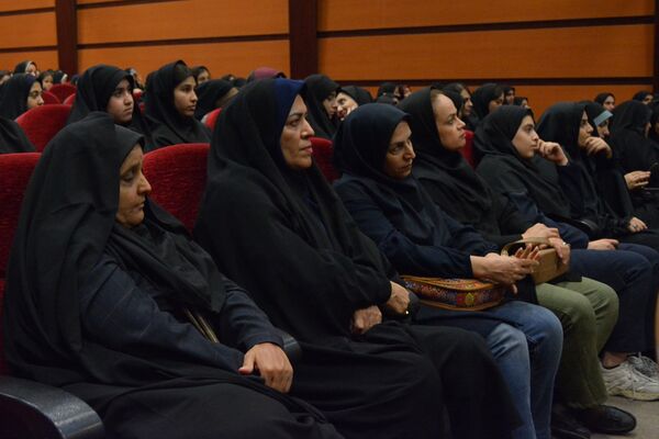 مدرسه انقلاب در بهارستان‌دو به ایستگاه پایانی رسید