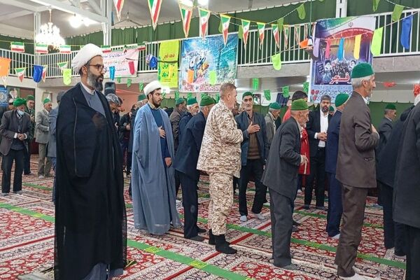 اقامه نماز جماعت ظهر و عصر در روز ۲۲بهمن  شهر بار نیشابور