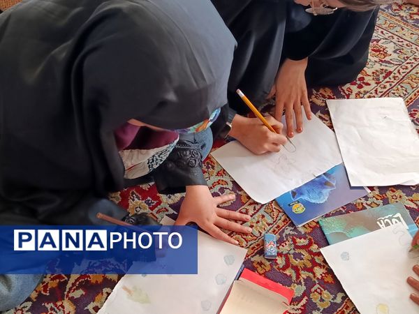 برپایی غرفه کودک در نمازجمعه شهرستان کاشمر 