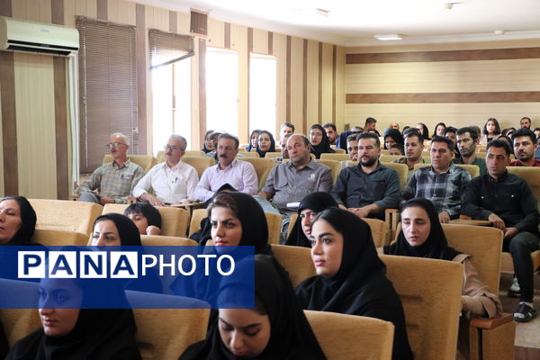 برگزاری مراسم روز ملی به‌ورز در شبکه بهداشت و درمان قروه