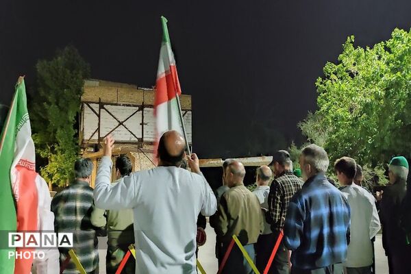 مردم شهر بار یک صدا فریاد زدند لبیک سید مجتبی