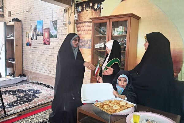 برگزاری نشست تبیینی بانوان ملارد به مناسبت سالگرد ارتحال امام خمینی(ره) و شهدای خدمت