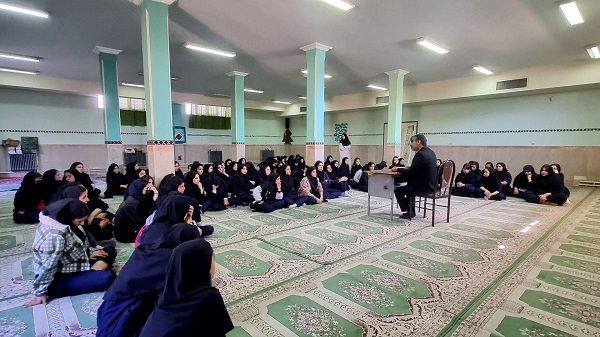 نظرآبادگنجینه‌ای از تمدن ۹ هزار ساله است