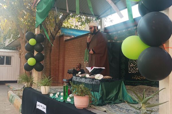 طنین نوای عشق و عزا؛ مراسم عزاداری دهه دوم فاطمیه در مدارس بهارستان‌دو