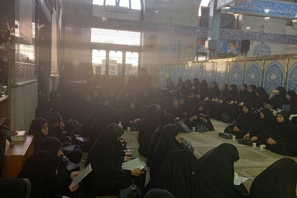 مراسم سالگرد ارتحال امام خمینی (ره) و بزرگداشت شهدای خدمت در ناحیه 2 شهرری