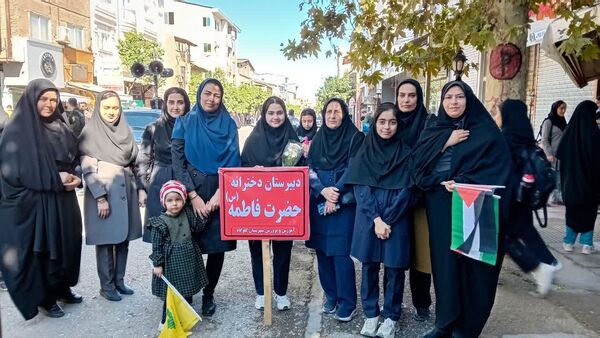 راهپیمایی روز دانش‌آموز در گلوگاه 
