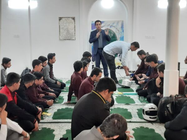 مراسم هیات دانش‌آموزی دبیرستان نمونه آیت الله خامنه‌ای کاشمر