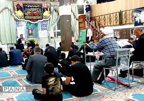 محفل انس با قرآن به یاد رهبر شهید انقلاب