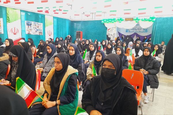 چهاردهمین رویداد دانش‌آموزی مدرسه‌ انقلاب در ناحیه 3 شیراز