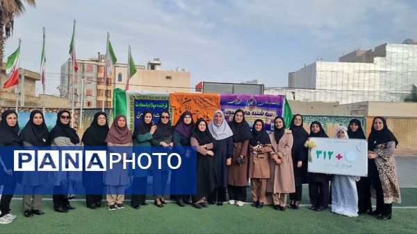 مدرسه‌ای به رنگ انتظار؛ جشن مهدوی در قاب لبخند دانش‌آموزان