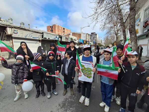 حماسه دهه نودی‌ها در راهپیمایی ۲۲ بهمن قائمشهر