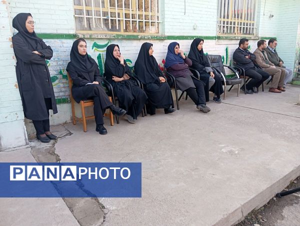 بزرگداشت هفته بسیج در دبیرستان حاج تقی نجفی نیشابور 