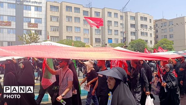 رستاخیز تاریخی لثارات خامنه ای در تهران