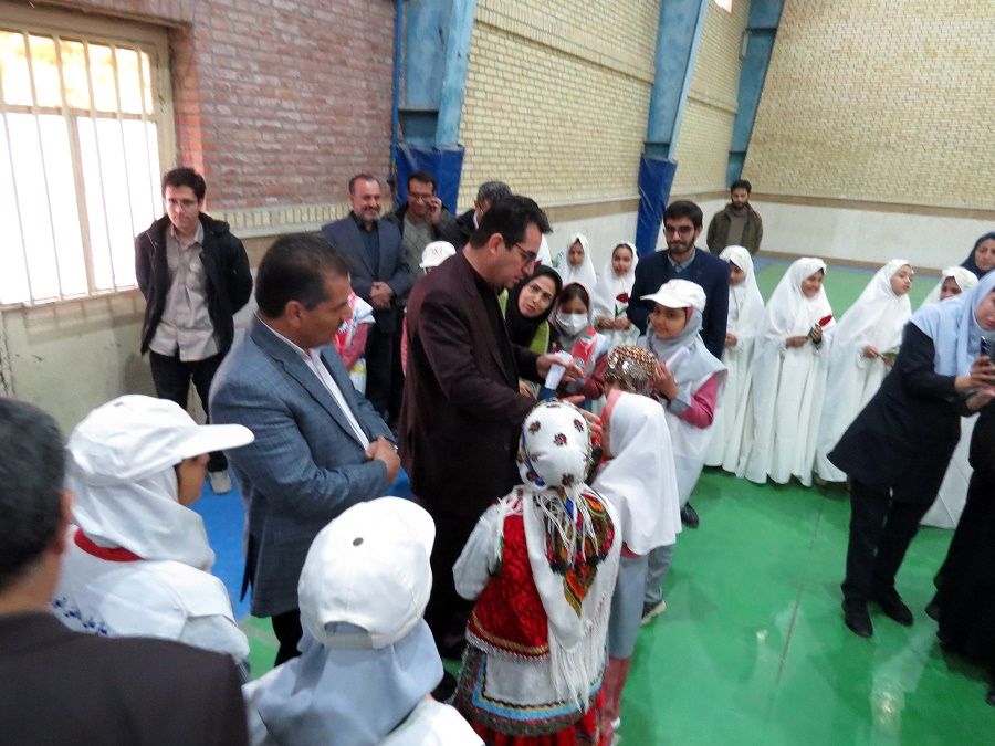 آیین برگزاری زنگ سپاس معلم در مدرسه خانکلابی بجنورد