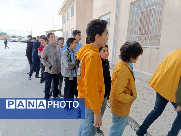  انتخابات شورای دانش‌آموزی در دبیرستان سما شهرستان کاشمر 