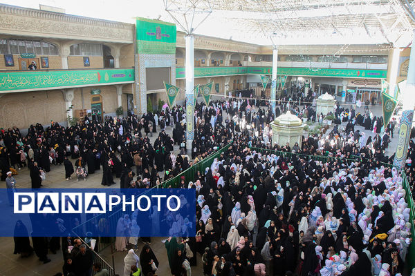 جشن تکلیف 2 هزار نفری دختران سراسر کشور در قم