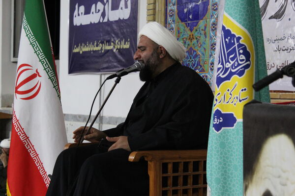 برگزاری مراسم گرامیداشت سالگرد ارتحال امام خمینی (ره) در شهر درق