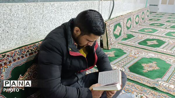 مراسم معنوی احیای شب اول قدر در مسجد جامع سفیددشت 