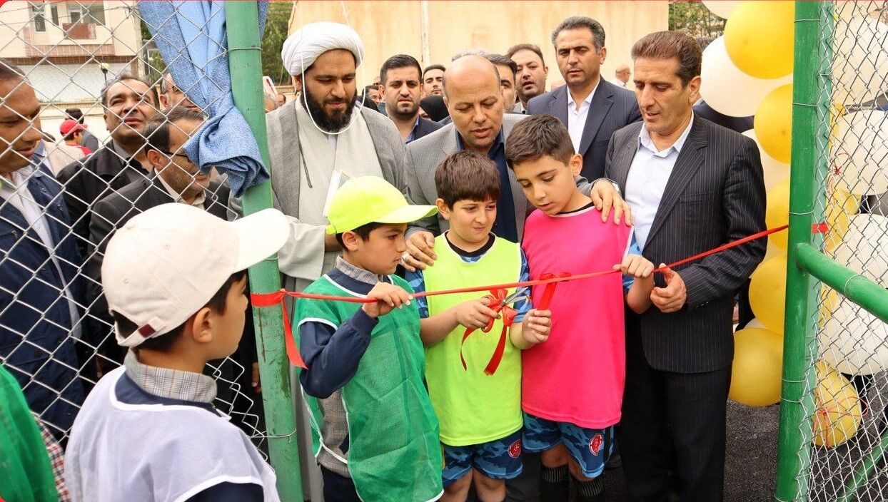افتتاح همزمان ١١ زمین چمن مصنوعی و فضای ورزشی استانی در سرعین