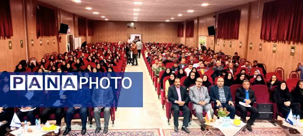 همایش تجلیل از مهارت آموزان ماده 28 