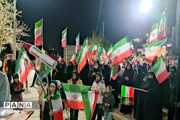 جهاد حضور در خیابان ادامه دارد