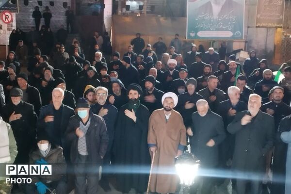 فیروزکوهی‌ها ساعاتی بعد از تحویل سال هم قرار شبانه را فراموش نکردند