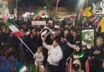 طنین لبیک دانش‌آموزان به آرمان‌های انقلاب در شبِ استغاثه و اقتدار