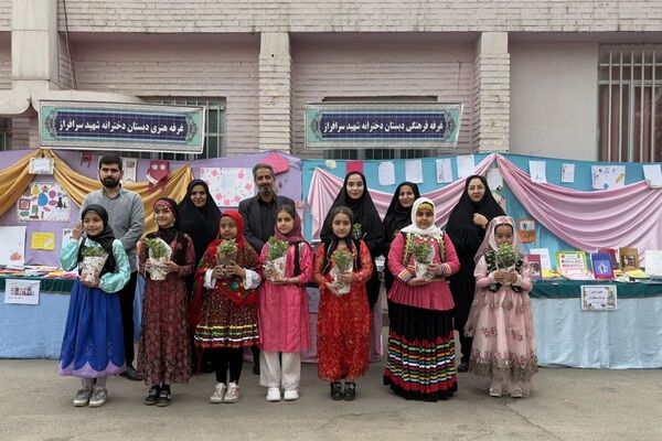 نسیم دانایی در مدرسه شهید سرافراز اسلامشهر وزیدن گرفت