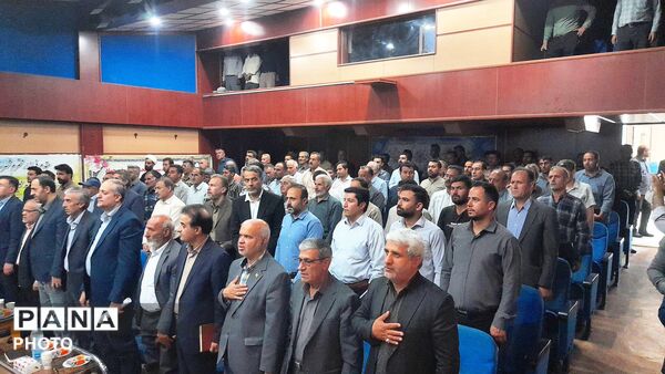 نشست ستاد تسهیل و رفع موانع تولید در فامنین