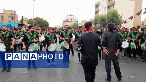 نقش‌آفرینی هنروران تعزیه در کاروان دخیل العباس(ع)