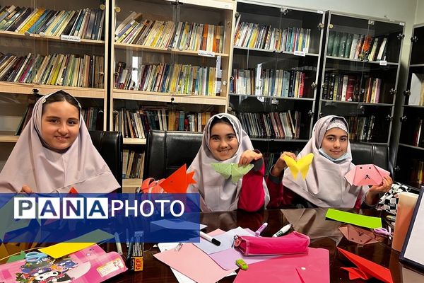 کارگاه «خلاقیت و شادی با اوریگامی» در پژوهش‌سرای دانش‌آموزی کاوش کهریزک 