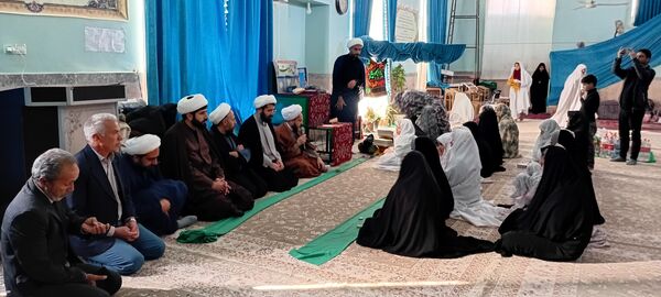 مراسم شبی با نهج البلاغه در اعتکاف مسجد جامع روستای نقاب خلیل آباد