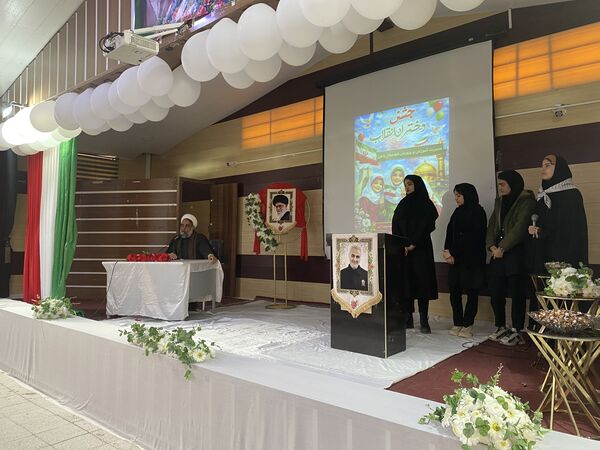 برگزاری جشن دختران انقلاب در باخرز با حضور پرشور دانش آموزان