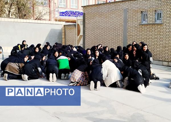 بیست و هفتمین مانور سراسری زلزله و ایمنی در مدارس شهرستان کلات