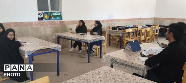 جشنواره نوجوان خوارزمی در پژوهش‌سرای شهید باقیان زارچ