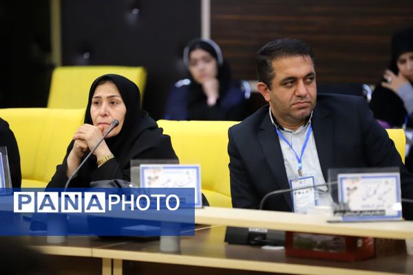 اولین روز نشست قطبی دوازدهمین دوره مجلس دانش‌آموزی به میزبانی استان آذربایجان شرقی