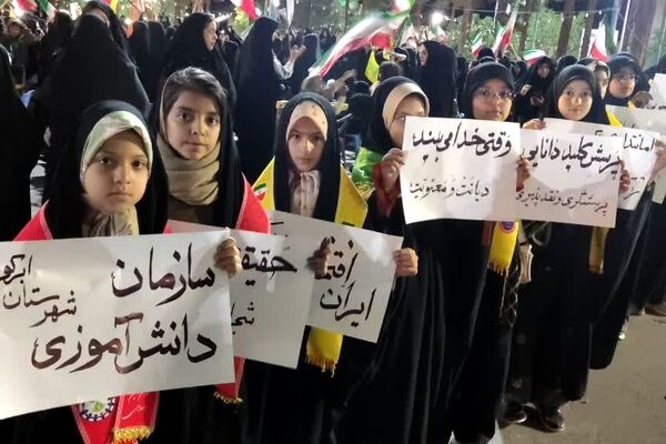 فعالیت دانش‌آموزان پیشتاز در موکب سازمان دانش‌آموزی ابرکوه