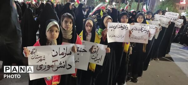 فعالیت دانش‌آموزان پیشتاز در موکب سازمان دانش‌آموزی ابرکوه