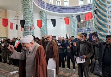 روایت خبرنگار پانا روستای علی آباد از آئین باشکوه نمازجمعه