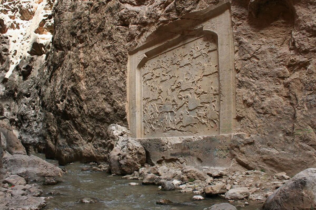 جاذبه‌ای تاریخی و طبیعی در قلب فیروزکوه