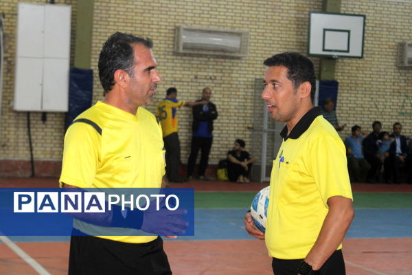 سعدآباد قهرمان مسابقات فوتسال فرهنگیان استان بوشهر 